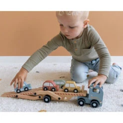 Little Dutch Houten Truck Met Oplegger + 4 Auto's -Poppen Speelgoed Winkel 1992897 1ac6218d